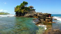 Tanah Lot Alami Penurunan Pengunjung, Dampak Perang Iran-Israel dan Erupsi Gunung